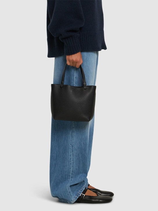 The Row: Small Park grain leather tote bag - women_1 | Luisa Via Roma
