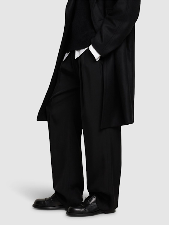 Ann Demeulemeester: Dex pintuck derby lace-up shoes - men_1 | Luisa Via Roma