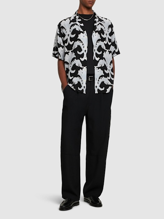Valentino: Camicia in crepe di seta stampata - Nero/Bianco - men_1 | Luisa Via Roma