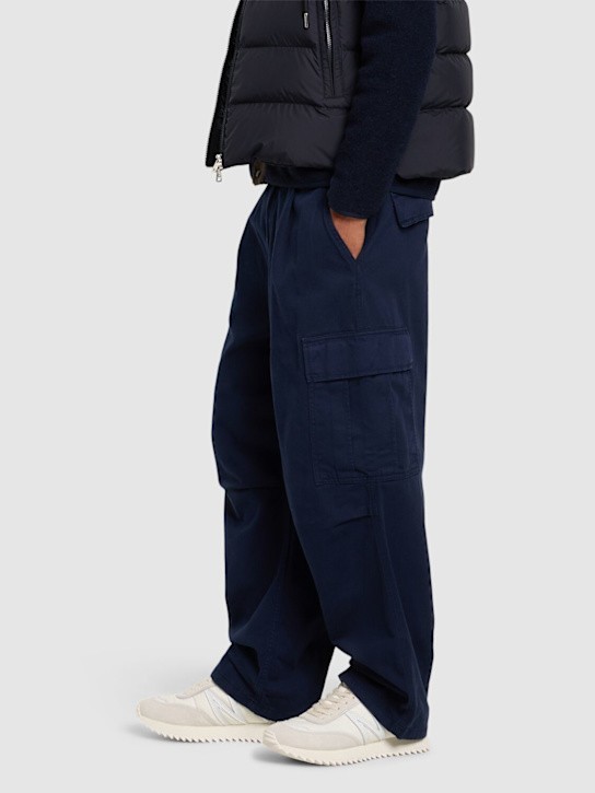 Moncler: Pacey尼龙运动鞋 - 奶白色 - men_1 | Luisa Via Roma