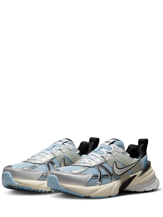 Nike: Sneakers V2k Run - women_1 | Luisa Via Roma