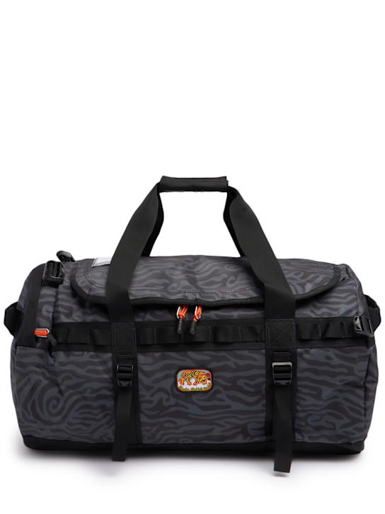 The North Face: 71l Reisetasche "Base Camp" - Tnf Black/Tiger - men_0 | Luisa Via Roma