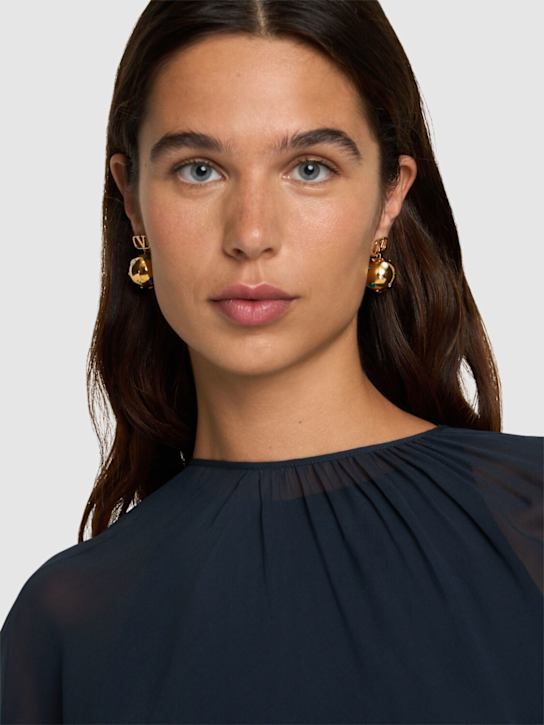 Valentino Garavani: Vlogo Signature Universe drop earrings - Oro 18/Crystal - women_1 | Luisa Via Roma
