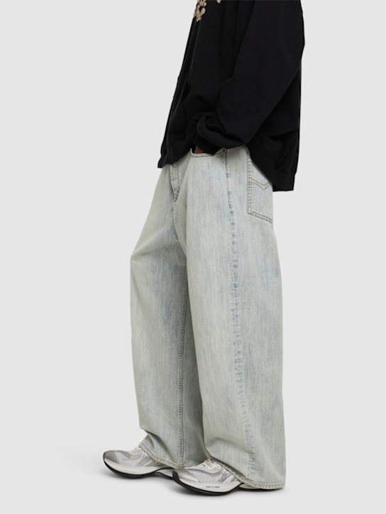 Balenciaga: 45毫米Circuit科技织物运动鞋 - 白色/银色 - men_1 | Luisa Via Roma
