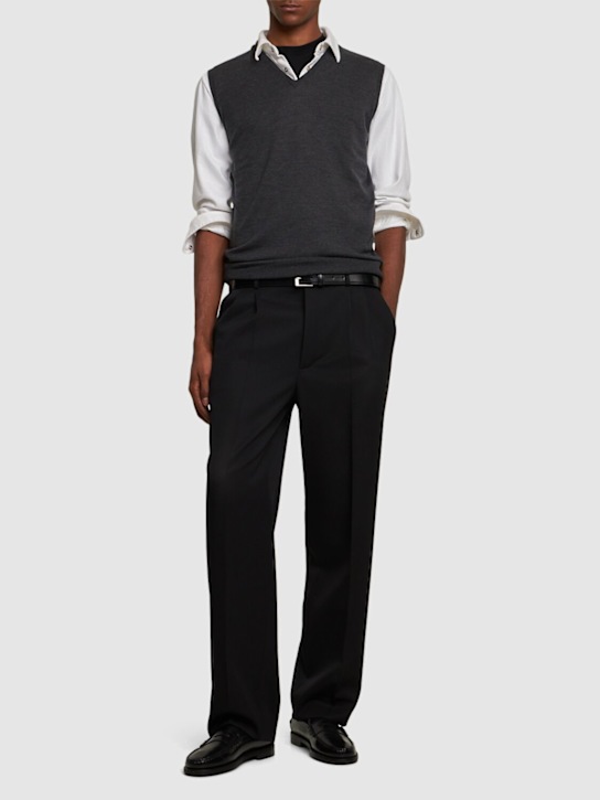 John Smedley: Hadfield extrafine wool knit vest - Black/Grey - men_1 | Luisa Via Roma