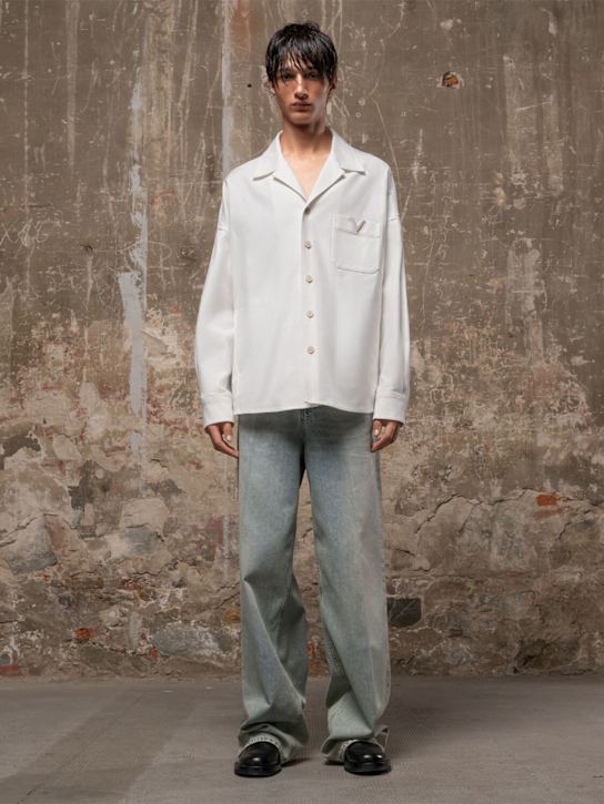 Valentino: Jeans aus Denim mit V-Detail - Blau - men_3 | Luisa Via Roma