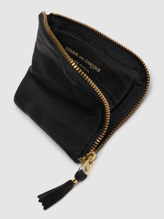 Comme des Garçons Wallet: Washed leather zip wallet - women_1 | Luisa Via Roma