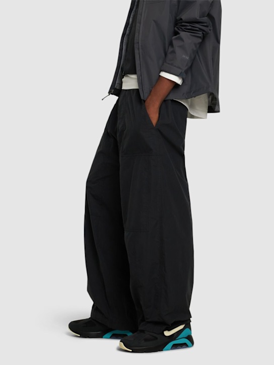 Nike: Sneakers „Air 180“ - men_1 | Luisa Via Roma