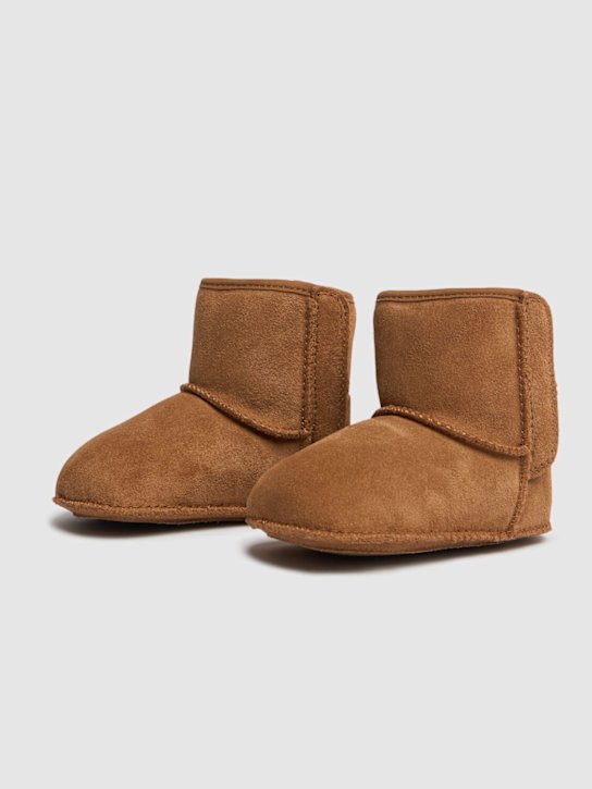Ugg: Stivali Baby Classic in shearling - kids-girls_1 | Luisa Via Roma