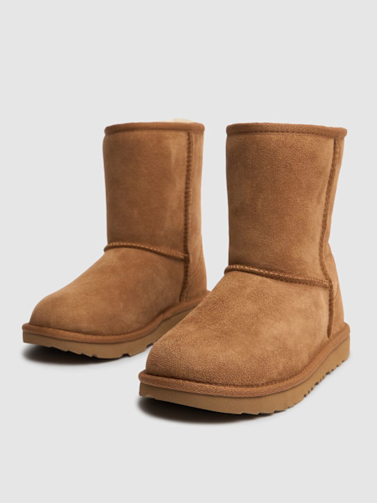 Ugg: Classic II shearling boots - Brown - kids-boys_1 | Luisa Via Roma