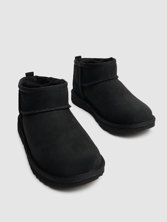 Ugg: Classic Ultra Mini shearling boots - Black - kids-boys_1 | Luisa Via Roma