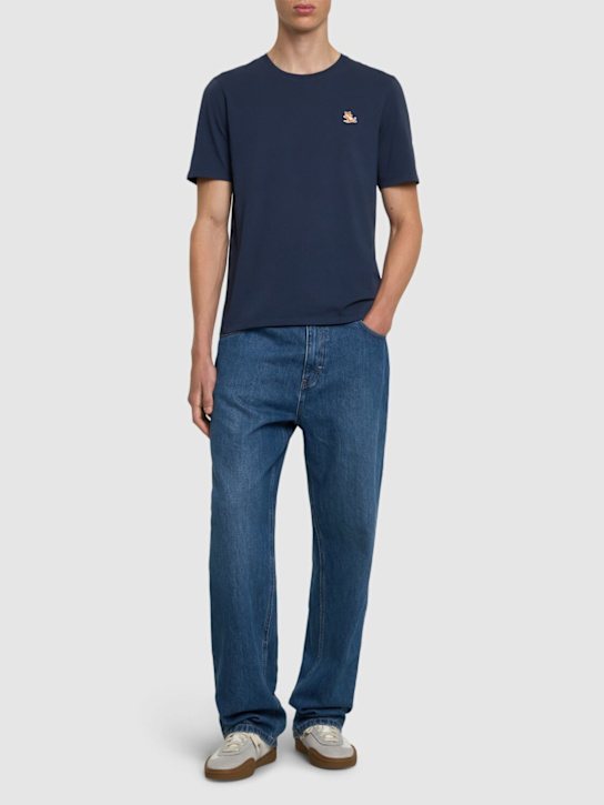 Maison Kitsuné: Chillax fox patch regular t-shirt - men_1 | Luisa Via Roma