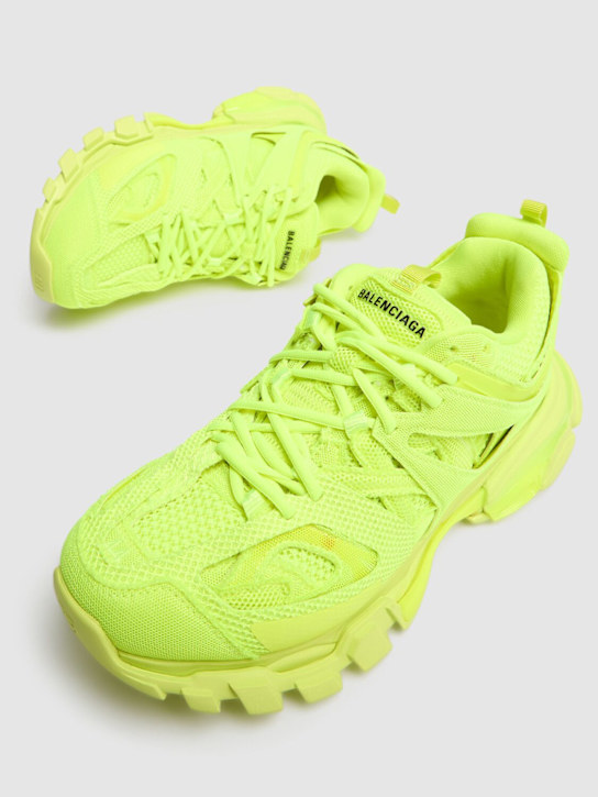 Balenciaga: Track运动鞋 - 荧光黄 - men_2 | Luisa Via Roma