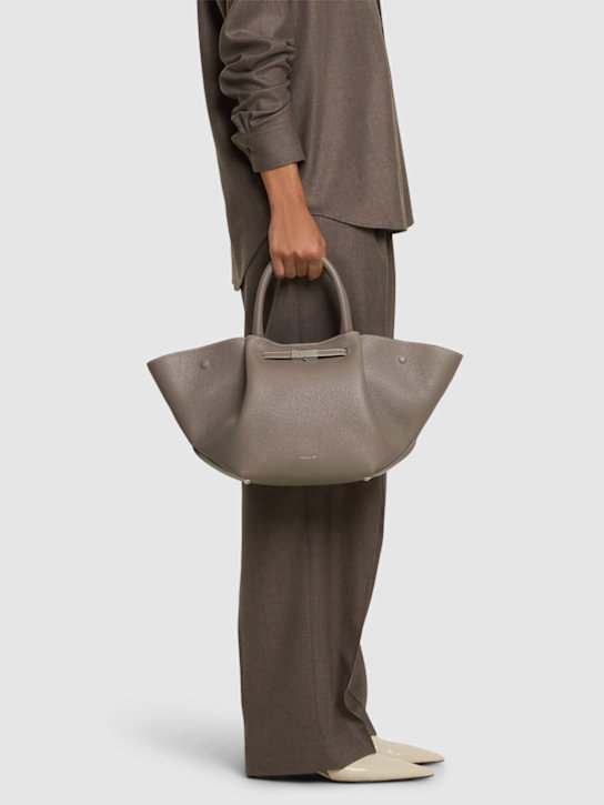 DeMellier: Midi New York grained leather tote bag - women_1 | Luisa Via Roma