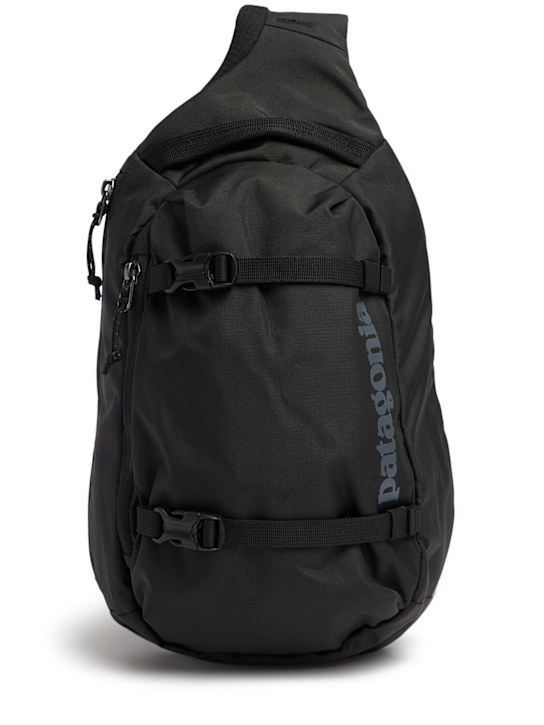 Patagonia: Sac bandoulière en tissu technique Atom 8 L - men_0 | Luisa Via Roma
