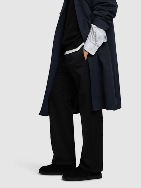 Ugg: 10mm Neumel Chelsea shearling boots - men_1 | Luisa Via Roma