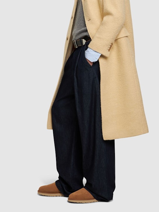 Ugg: 10mm Classic Slip-On shearling loafers - Chestnut - men_1 | Luisa Via Roma