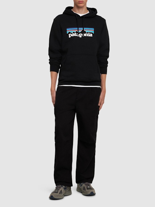Patagonia: Sweat-shirt à capuche P-6 - men_1 | Luisa Via Roma