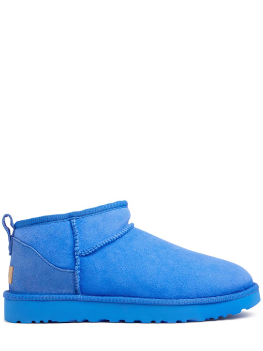 Ugg: Stivali Classic Ultra Mini in shearling 10mm - women_0 | Luisa Via Roma