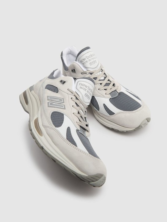 New Balance: 991 V2 Made in UK sneakers - men_1 | Luisa Via Roma
