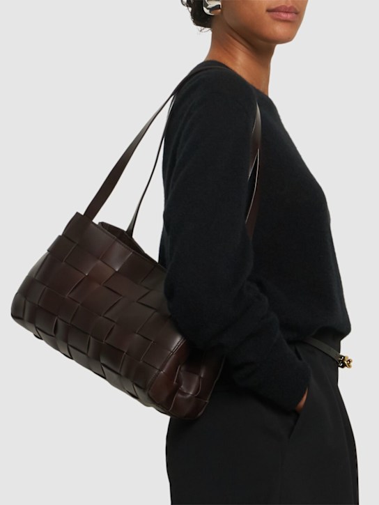 St. Agni: Slim woven leather shoulder bag - women_1 | Luisa Via Roma