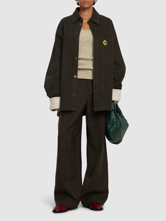 JW Anderson: Oversize contrast cuff denim shirt - women_1 | Luisa Via Roma