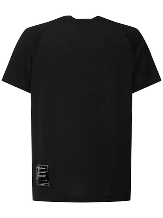 Y-3: Run short-sleeved tech t-shirt - men_4 | Luisa Via Roma