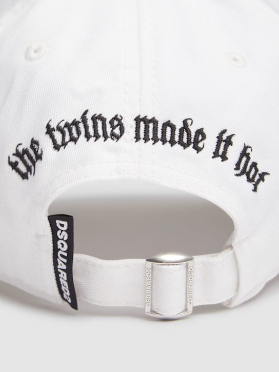 Dsquared2: Gothic Dsquared2 baseball cap - White - women_3 | Luisa Via Roma
