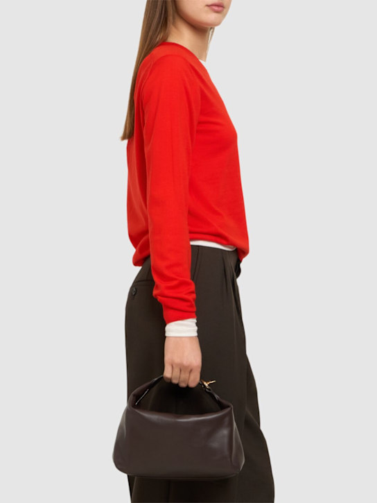 Liffner: Pillow leather pouch - women_1 | Luisa Via Roma