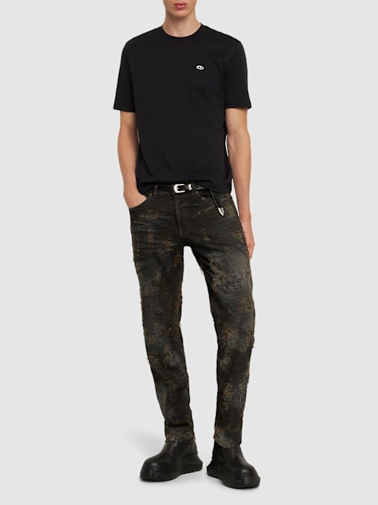 Diesel: Embroidered logo t-shirt - men_1 | Luisa Via Roma