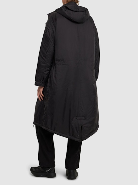Y-3: Padded recycled tech parka - men_2 | Luisa Via Roma