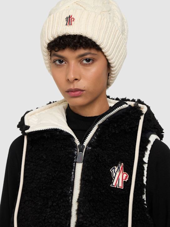 Moncler Grenoble: Virgin wool beanie - women_1 | Luisa Via Roma