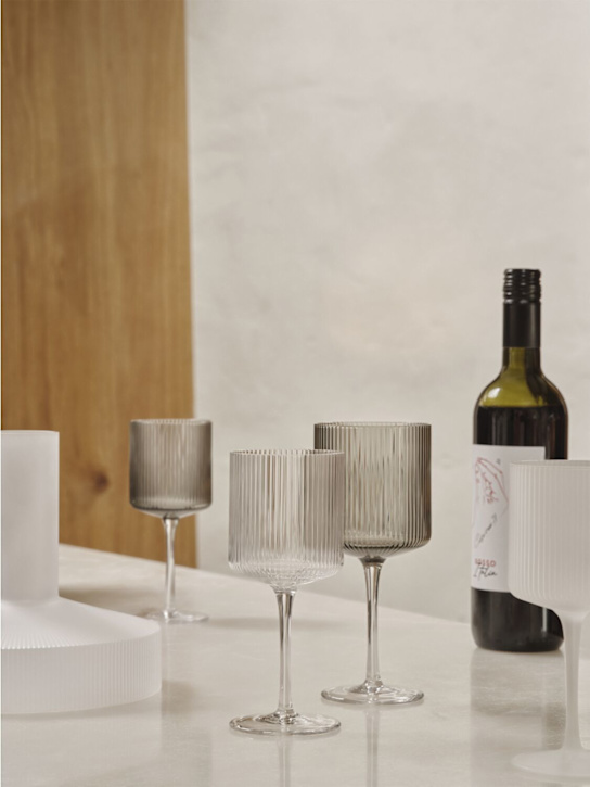 Ferm Living: Set of 2 Ripple white wine glasses - ecraft_1 | Luisa Via Roma