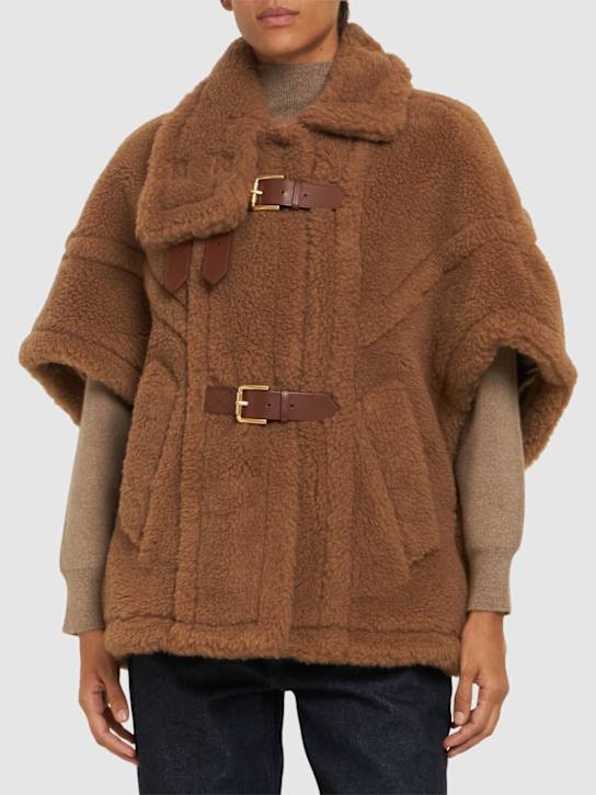 Max Mara: New Rodano camel teddy cape - women_1 | Luisa Via Roma