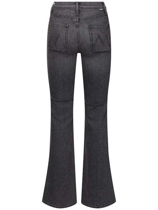 Mother: The Patch Pocket Twister Sneak jeans - Grey - women_4 | Luisa Via Roma