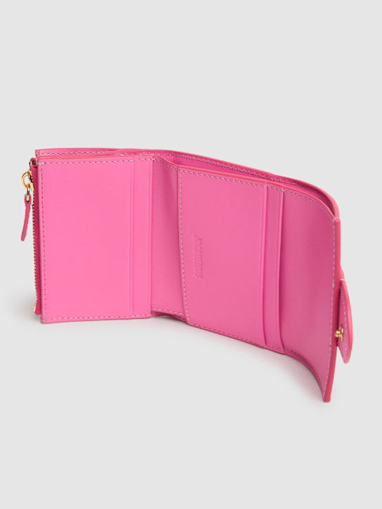 Jacquemus: Le Compact Bambino smooth leather wallet - women_1 | Luisa Via Roma