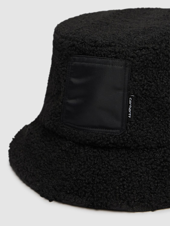 Carhartt WIP: Bob réversible en teddy Orla - women_1 | Luisa Via Roma