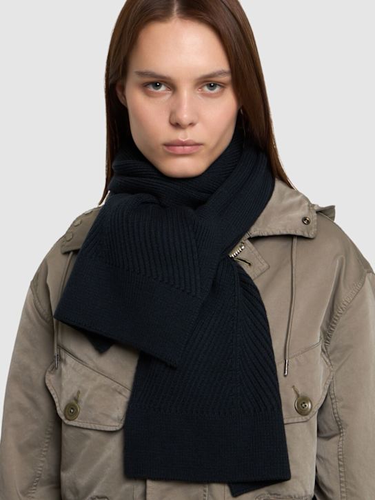 Alphatauri: Affa scarf - women_1 | Luisa Via Roma