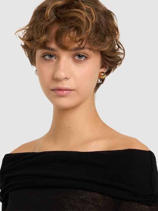 Jacquemus: Les Boucles Perlina stud earrings - women_1 | Luisa Via Roma