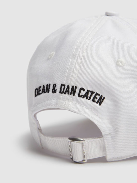 Dsquared2: Icon cotton logo hat - White - men_3 | Luisa Via Roma