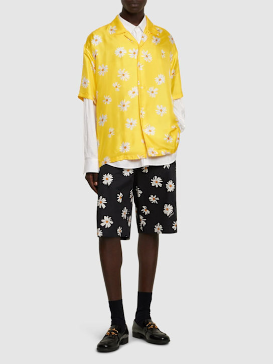 Moschino: Short sleeve daisy print shirt - men_1 | Luisa Via Roma