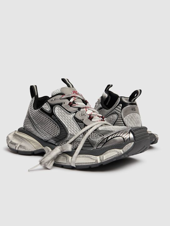 Balenciaga: 3XL运动鞋 - 灰色/白色/红色 - men_2 | Luisa Via Roma