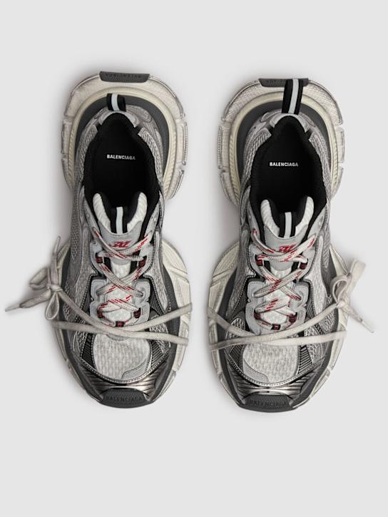 Balenciaga: 3XL运动鞋 - 灰色/白色/红色 - men_3 | Luisa Via Roma