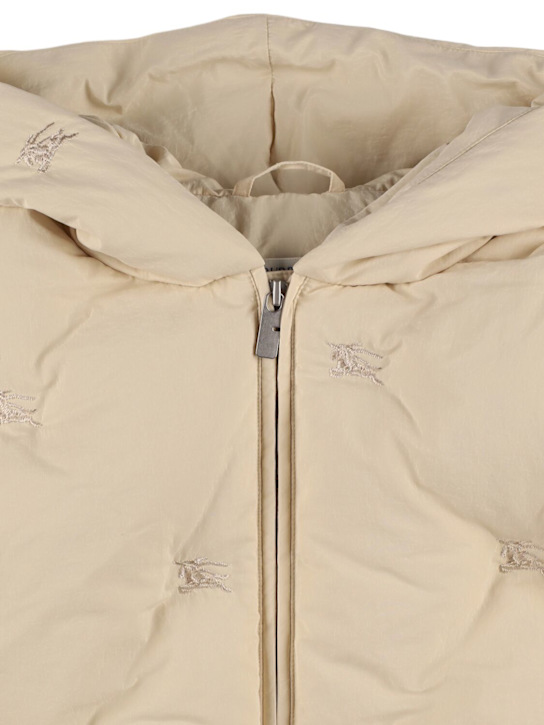 Burberry: Piumino in nylon con cappuccio - kids-girls_1 | Luisa Via Roma