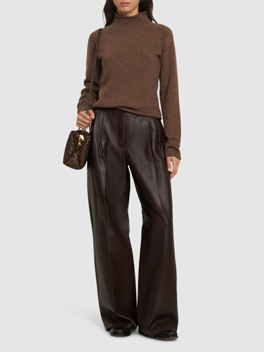 The Garment: Como knit raglan sweater - women_1 | Luisa Via Roma