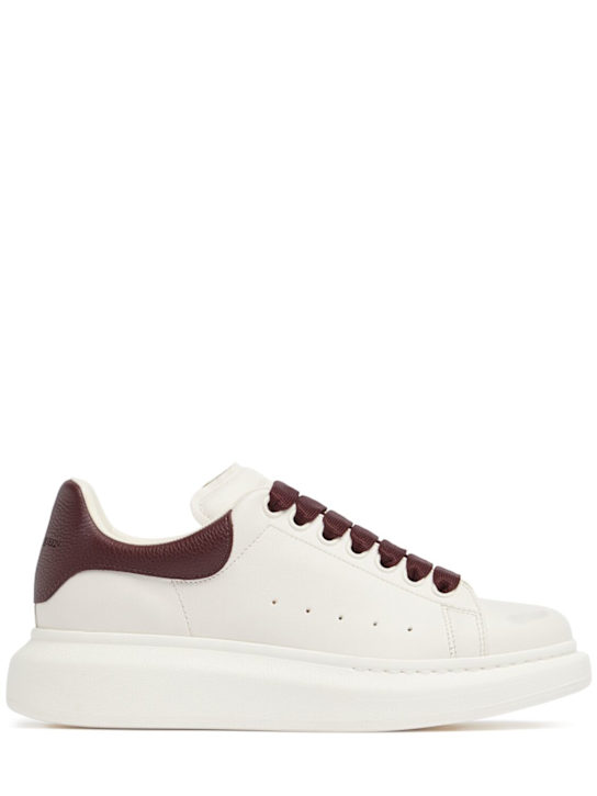 McQueen: 45mm Oversized leather sneakers - White/Bordeaux - women_0 | Luisa Via Roma