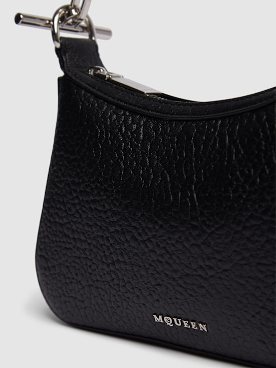 McQueen: McQueen mini T-bar迷你皮革手拿包 - 黑色 - women_4 | Luisa Via Roma