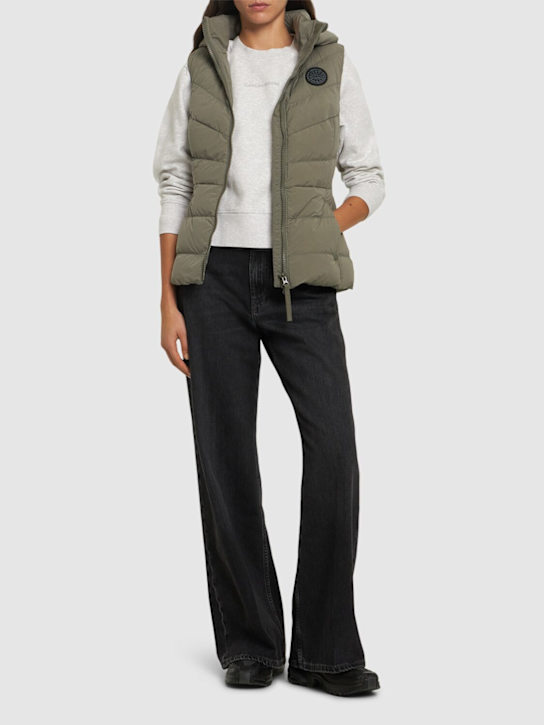 Canada Goose: Gilet rembourré Clair - women_1 | Luisa Via Roma