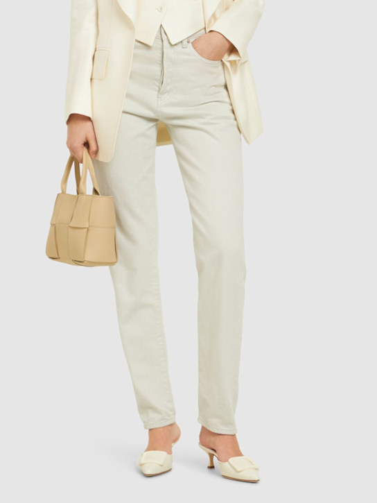 Manolo Blahnik: 50mm Maysalebi croc embossed mules - women_1 | Luisa Via Roma