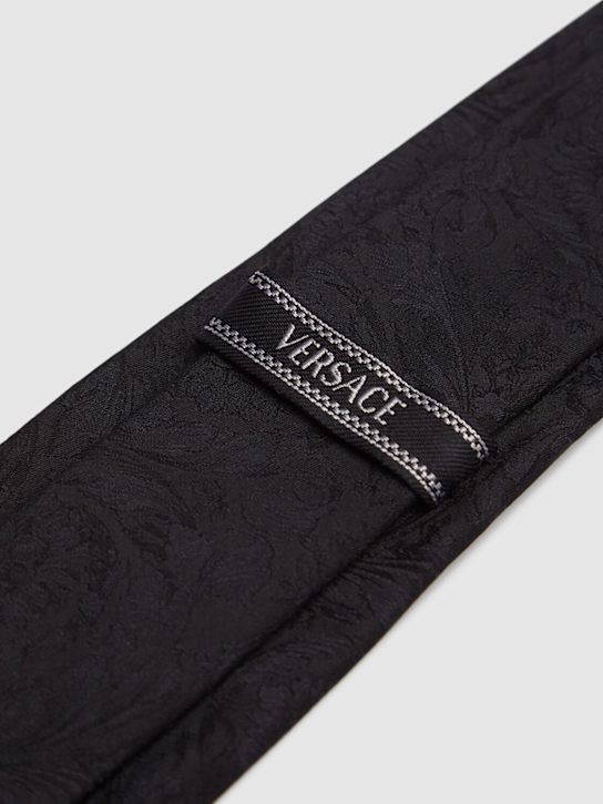 Versace: Barocco silk jacquard tie - Black - men_3 | Luisa Via Roma